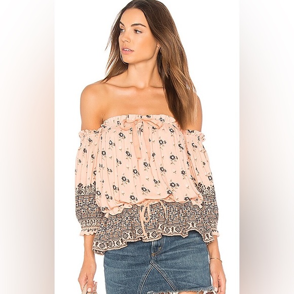 EUC Spell & the Gypsy Collective Sundown Lionheart Off Shoulder Top - Picture 3 of 17